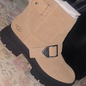 UGG Women's Tan Ankle Boots